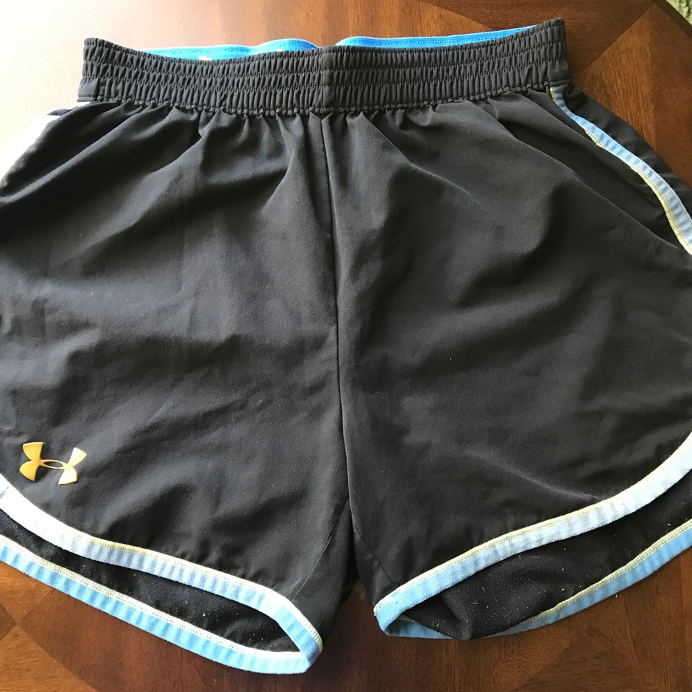 🏃🏼‍♀️Under Armour Shorts